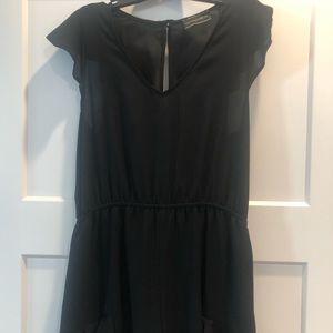 🖤ruffle romper🖤